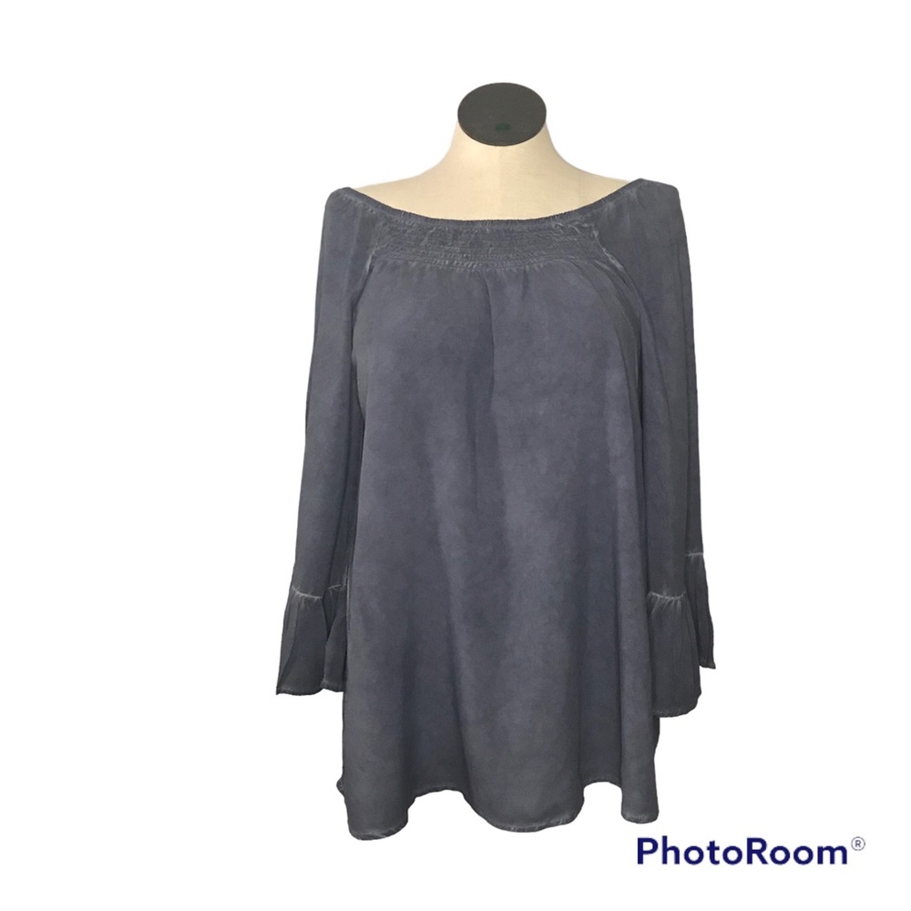 SPENSE loose boat neck Long Sleeve top Women’s Color Light Blue Size M pullover